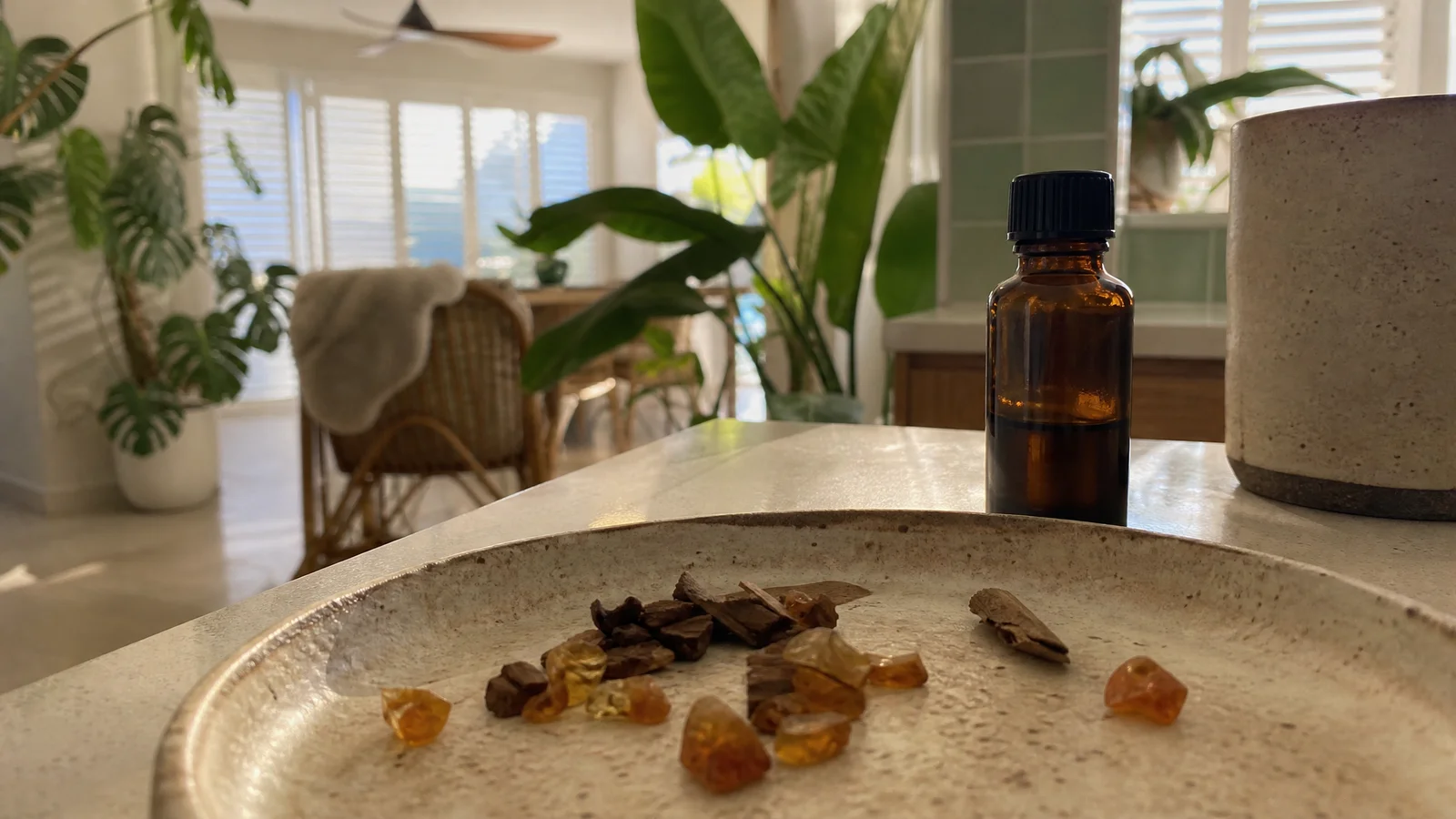 Base Note Essential Oils: What the Label Means and Nine to Know