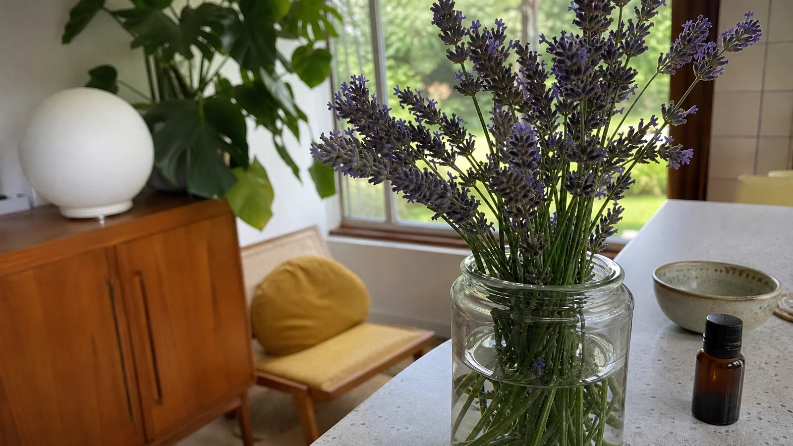 Does Aromatherapy Work? What the Reviews Actually Found