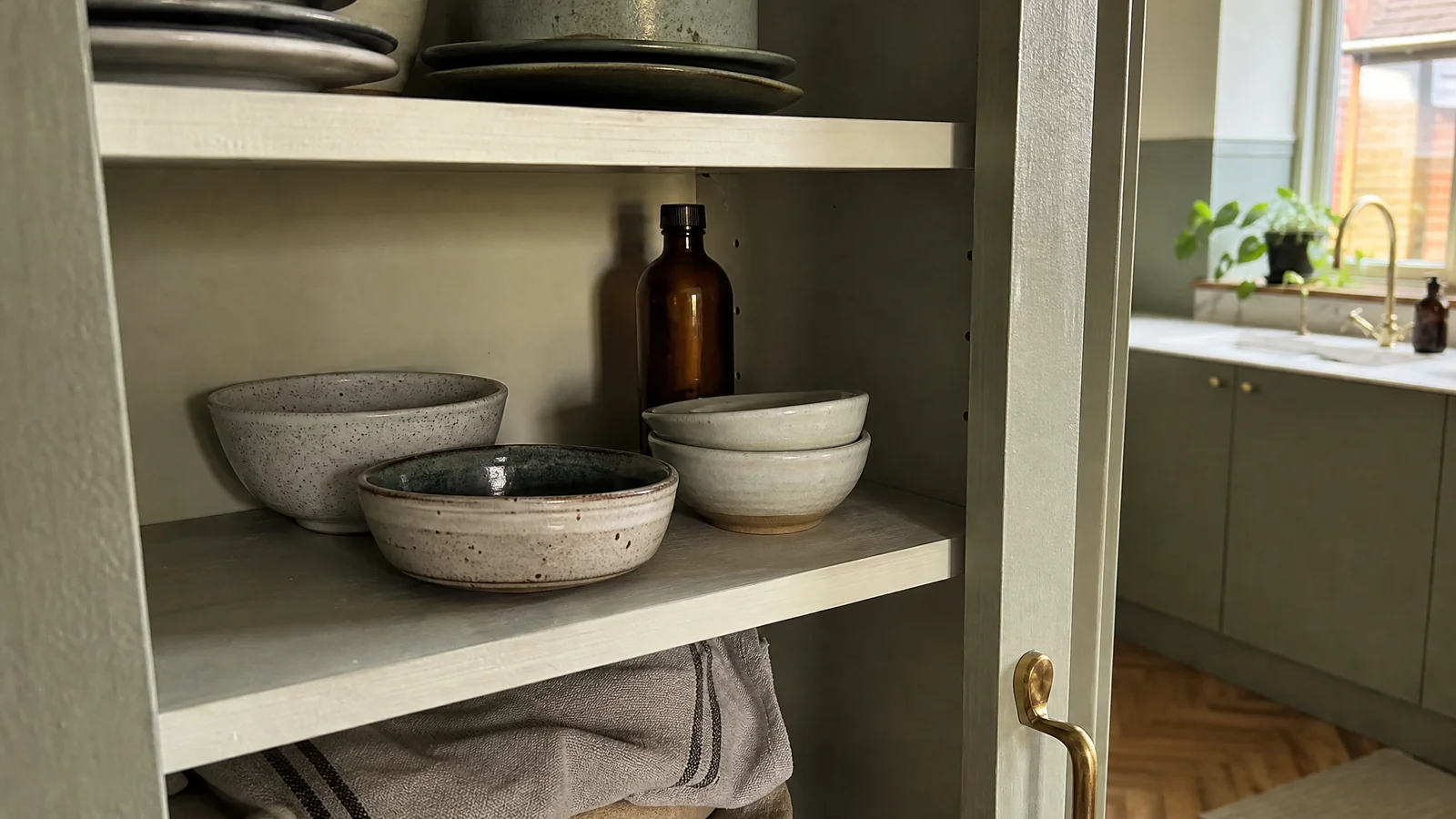 Essential Oil Shelf Life and Storage: When Oxidation Matters